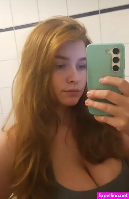 Itsschmolli OnlyFans Thumbnail #ZWW67uVk3g