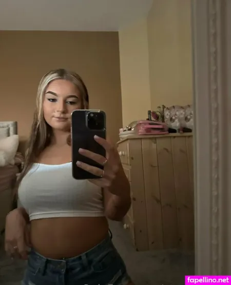 Itssofiabae OnlyFans Thumbnail #VJsobTqv9A