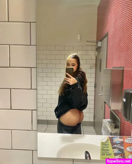 Itsswednesday2 0 OnlyFans Thumbnail #bJpAfM6vHo