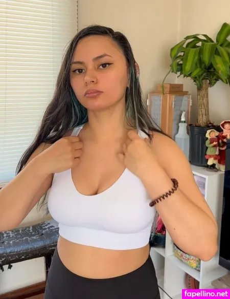 Itstavia OnlyFans Thumbnail #k0yTXpbvJl
