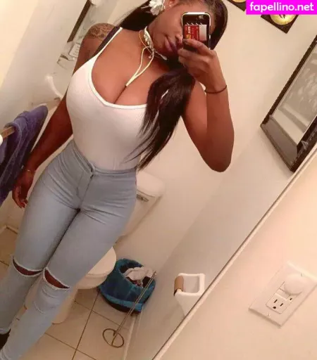 Itstaviaa OnlyFans Thumbnail #8z3NC3uhmd