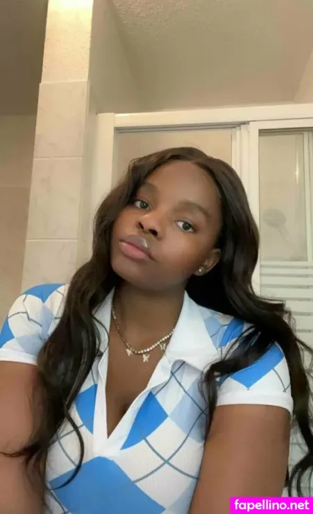 Itsthalialove OnlyFans Thumbnail #gd8jstprL0
