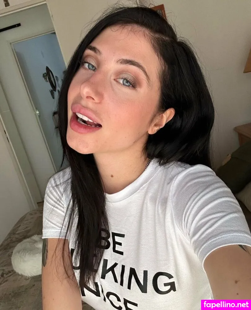 Daniela Sofia Bragagnolo aka Nanu, Itsthecrazylatina Nude Leaked OnlyFans Photo #5b1nTs07nt