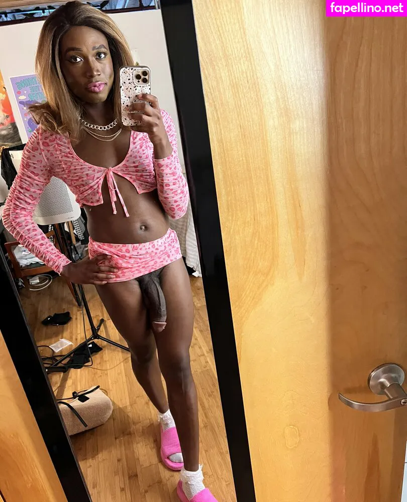 itsvaleriemay, valxmay_ Nude Leaked OnlyFans Photo #wXLAB7yp2q