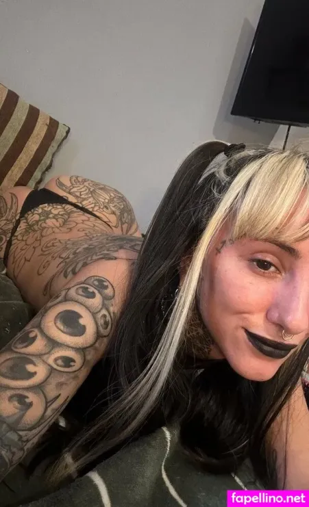 Itsyagoddessaurora OnlyFans Thumbnail #WBq1Khn9o0