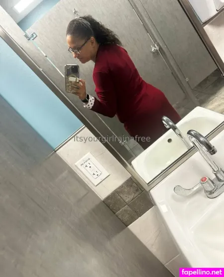 Itsyourgirlrainafree OnlyFans Thumbnail #qFQOqUbZXf