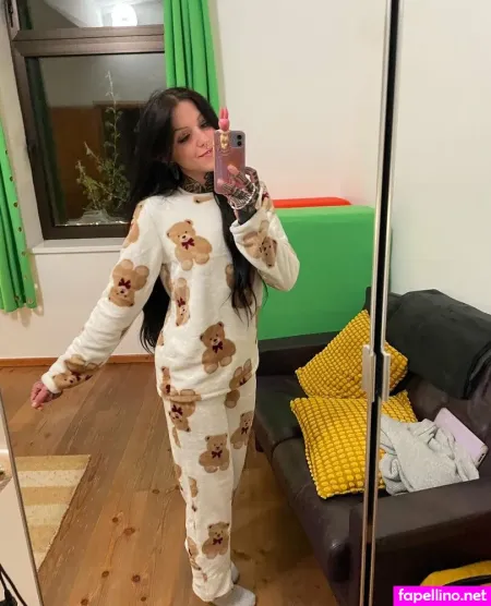 Itsyourhazel OnlyFans Thumbnail #Hkx8xyXiBS