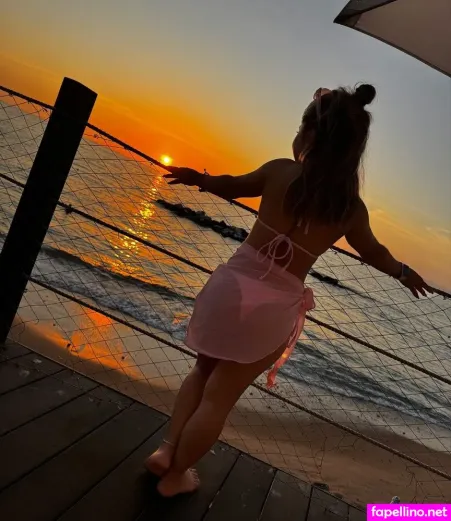 Itsyunueny OnlyFans Thumbnail #2E3ZGX53Y9