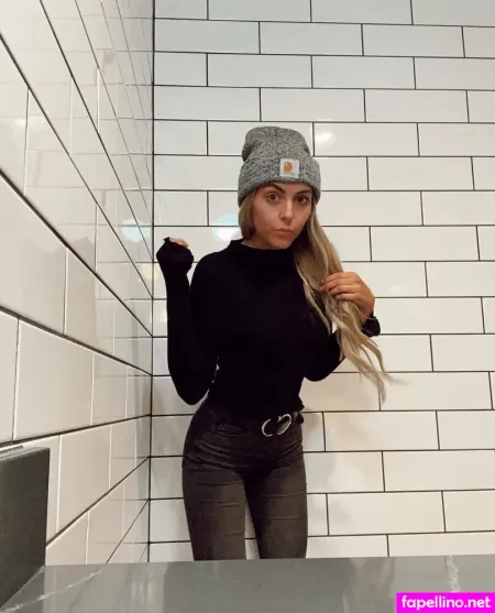 Ittybittybabiee OnlyFans Thumbnail #V7Bq6H7NKh