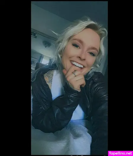 Ittybritty08 OnlyFans Thumbnail #4SCKJRf1d6