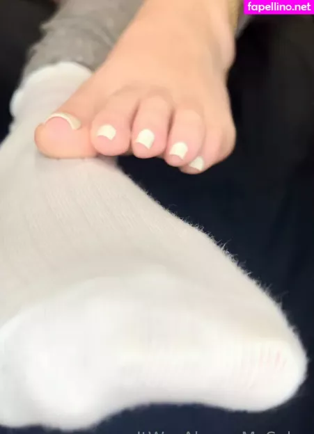 Itwasalwaysmysoles OnlyFans Thumbnail #L2lOy0Mr1f