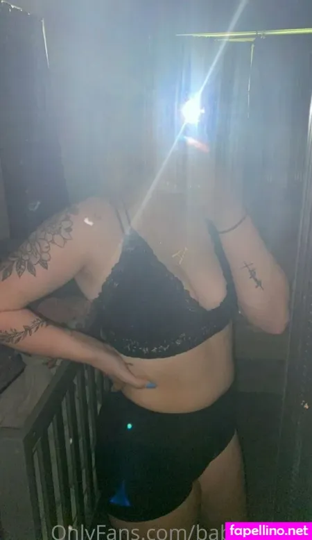 Itz Kk22 OnlyFans Thumbnail #mv6EDinI5J