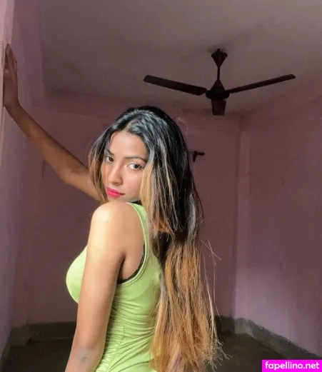 Itz Me Saheli Official OnlyFans Thumbnail #q7joM5mI8l