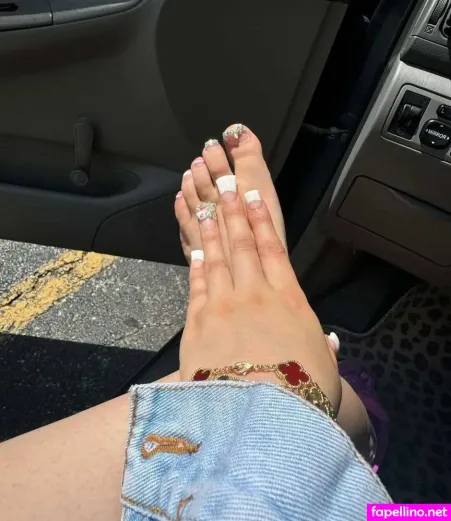 Itz Whitechina OnlyFans Thumbnail #BOlNWKrnHX