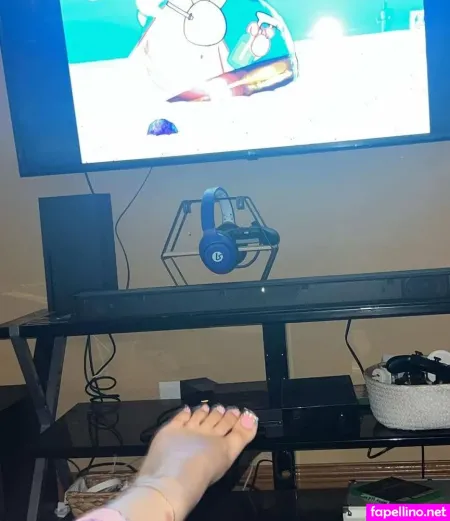 Itz Whitechina Main Profile Photo