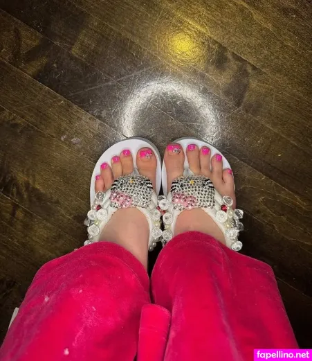 Itz Whitechina OnlyFans Thumbnail #d5eShzurB4