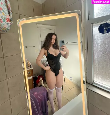 Itzwhitechina OnlyFans Thumbnail #3eWUSSeJ9P