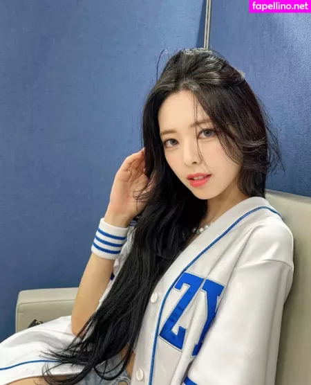 Itzy All In Us OnlyFans Thumbnail #MXomMCbf78