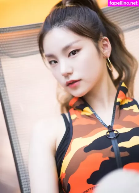 Itzy OnlyFans Thumbnail #M823dk8ApF