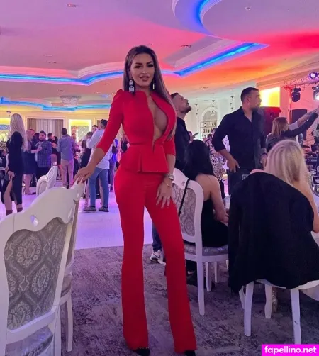 Iulia Carmen OnlyFans Thumbnail #WyR7CqkW91