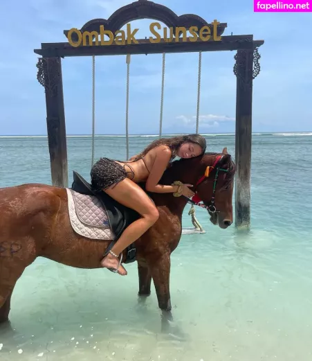 Iuliagyrbu OnlyFans Thumbnail #RuuSoM2pKn