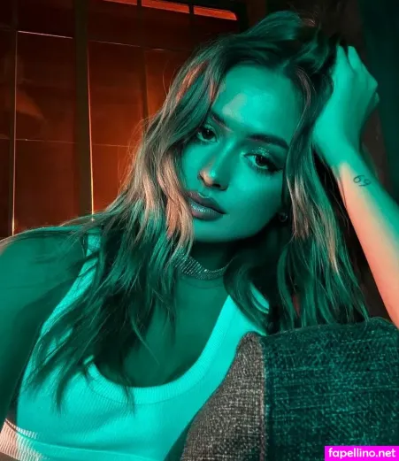 Iuliana Beregoi OnlyFans Thumbnail #EVb69XqDZB