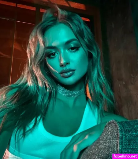 Iuliana Beregoi OnlyFans Thumbnail #vvbCb0Kw6o