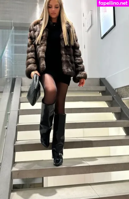 Iulieetta OnlyFans Thumbnail #55WaZQtqSf