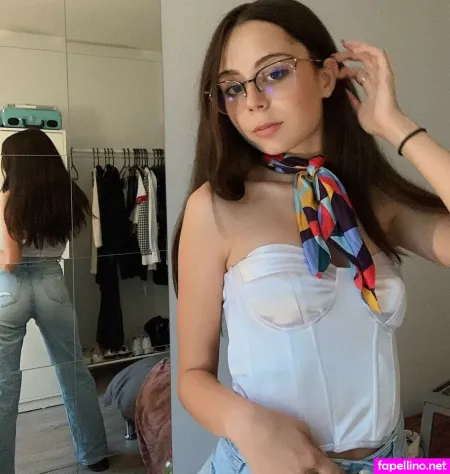 Iunanovaa OnlyFans Thumbnail #d7ZZ7ZuAoG