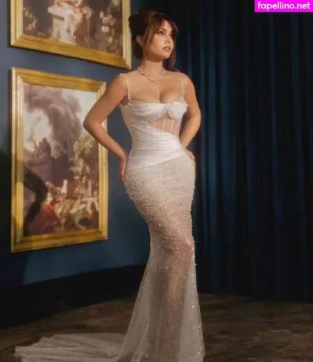 Ivana Alawi OnlyFans Thumbnail #lg3DpLFafP