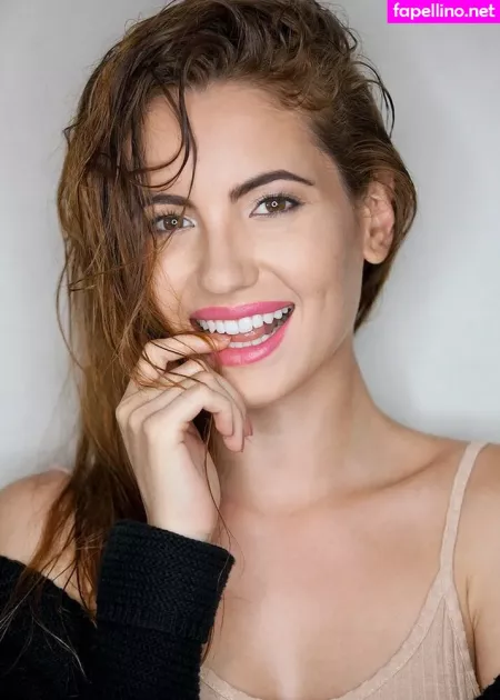 Ivana Baquero OnlyFans Thumbnail #nhlY8lNVB3