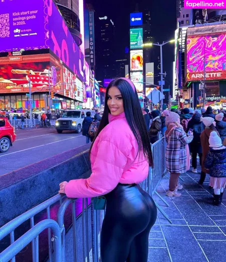 Ivana Knoll OnlyFans Thumbnail #qAZERZcSv5
