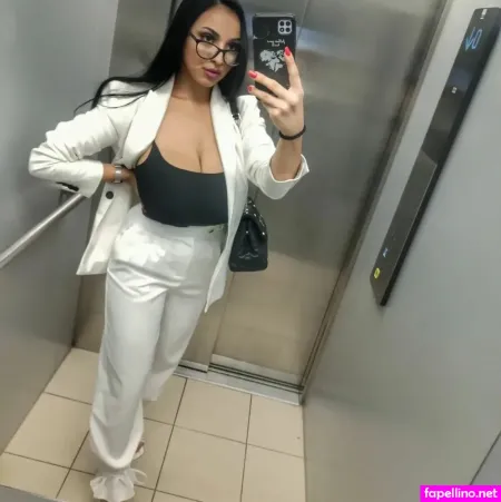 Ivana Milojevic OnlyFans Thumbnail #1RaYD9n7hN