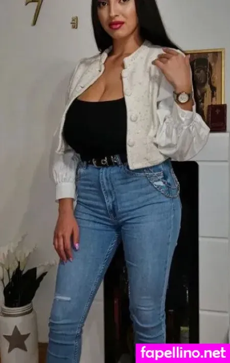 Ivana Milojevic OnlyFans Thumbnail #geBmfZvScU