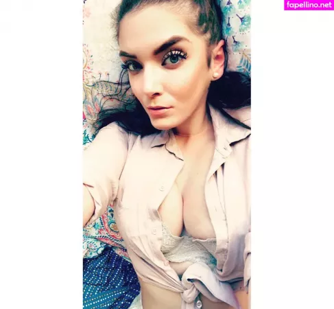 Ivankanottrump OnlyFans Thumbnail #rZnx2R7sGX