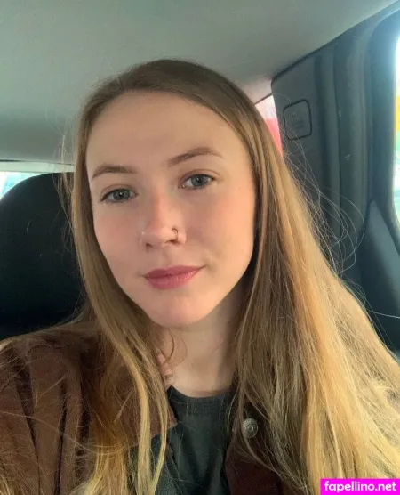 Ivasha A OnlyFans Thumbnail #29ul9jrC9V