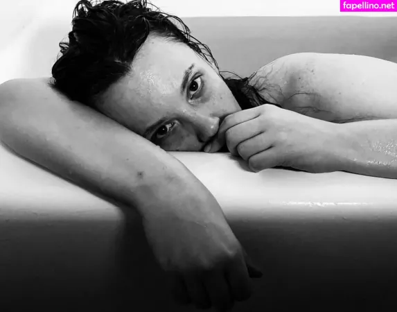 Ivie Walker OnlyFans Thumbnail #XX8NjJZFnH