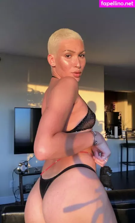 Ivonamarie OnlyFans Thumbnail #R5HcfbYKf4