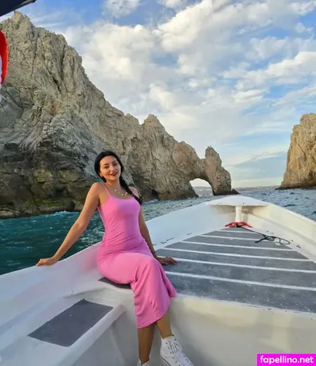 Ivonnita Bastida OnlyFans Thumbnail #CyyrTYP8Zz