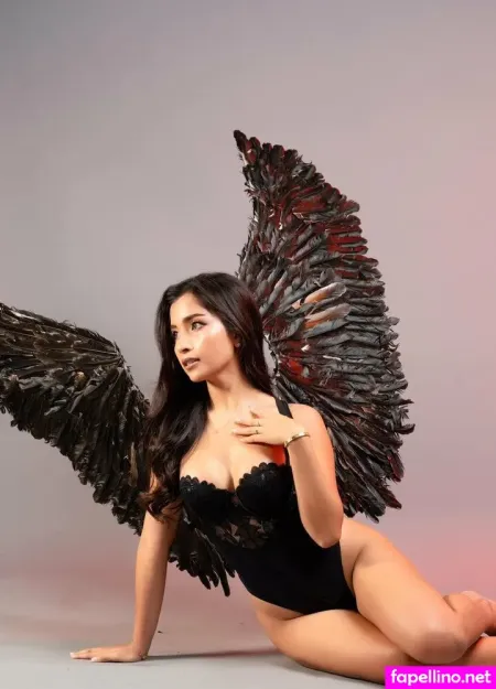 Ivonykitten OnlyFans Thumbnail #86Ui2WOBJd