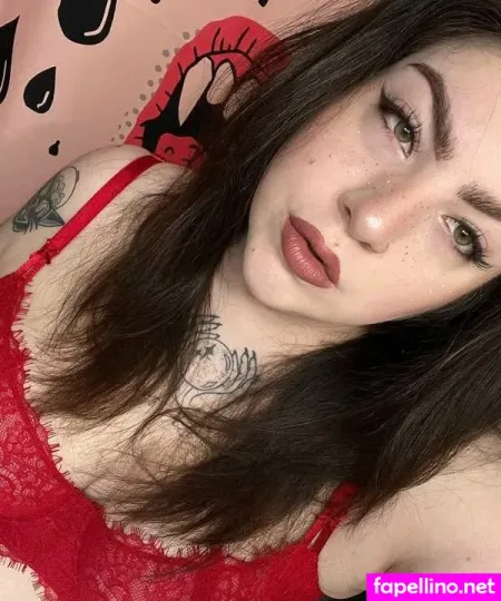 Ivory Daggers OnlyFans Thumbnail #OXvNNfF3Fx