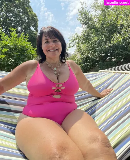 Ivorygoddess 1 OnlyFans Thumbnail #9QPkKK6yiB