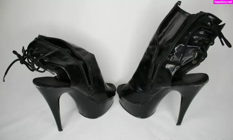 Ivorysolesfree OnlyFans Thumbnail #5QsFd9AyIm