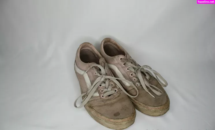 Ivorysolesfree OnlyFans Thumbnail #REZbNAsNSz