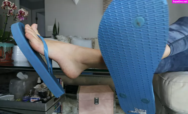 Ivorysolesfree OnlyFans Thumbnail #kUHdCv5MF3