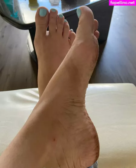 Ivorysolesfree OnlyFans Thumbnail #wzNxc661dl