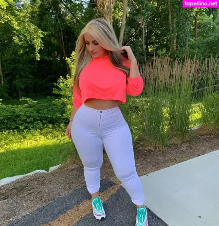 Ivoryyyyy OnlyFans Thumbnail #3conH1Ormv