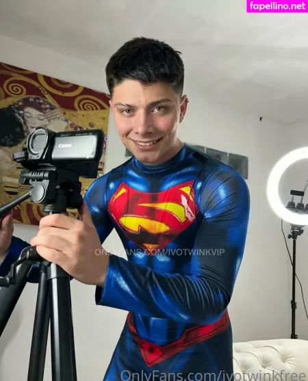 Ivotwinkfree OnlyFans Thumbnail #xyap30gCH4