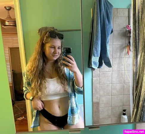 Ivy Andrews OnlyFans Thumbnail #9IsSq9rYlc