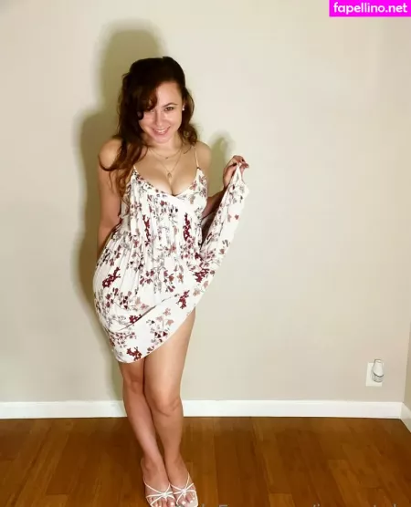 Ivy Petals OnlyFans Thumbnail #59UBy91nqV
